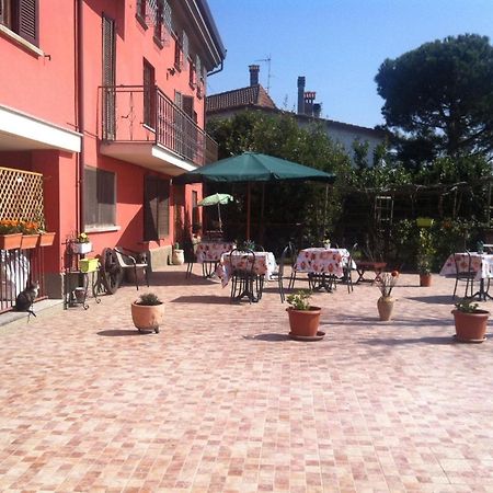Agriturismo E Az. Agricola Ma.Mi Sale Eksteriør billede