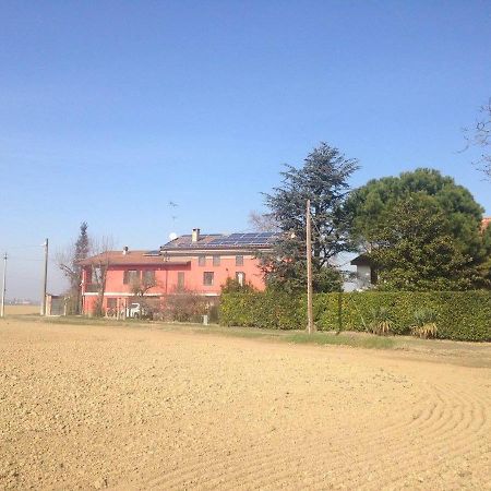 Agriturismo E Az. Agricola Ma.Mi Sale Eksteriør billede