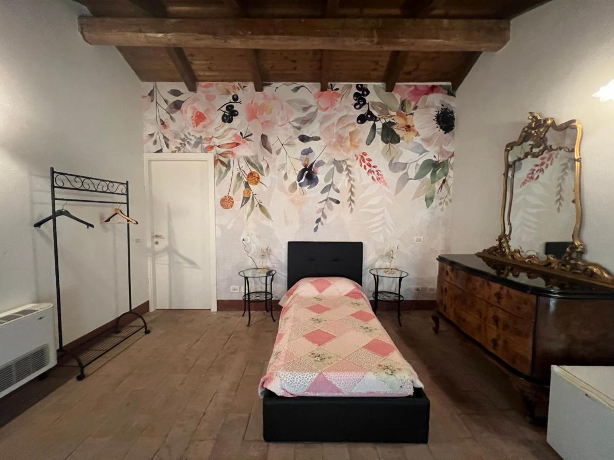 Agriturismo E Az. Agricola Ma.Mi Sale Eksteriør billede